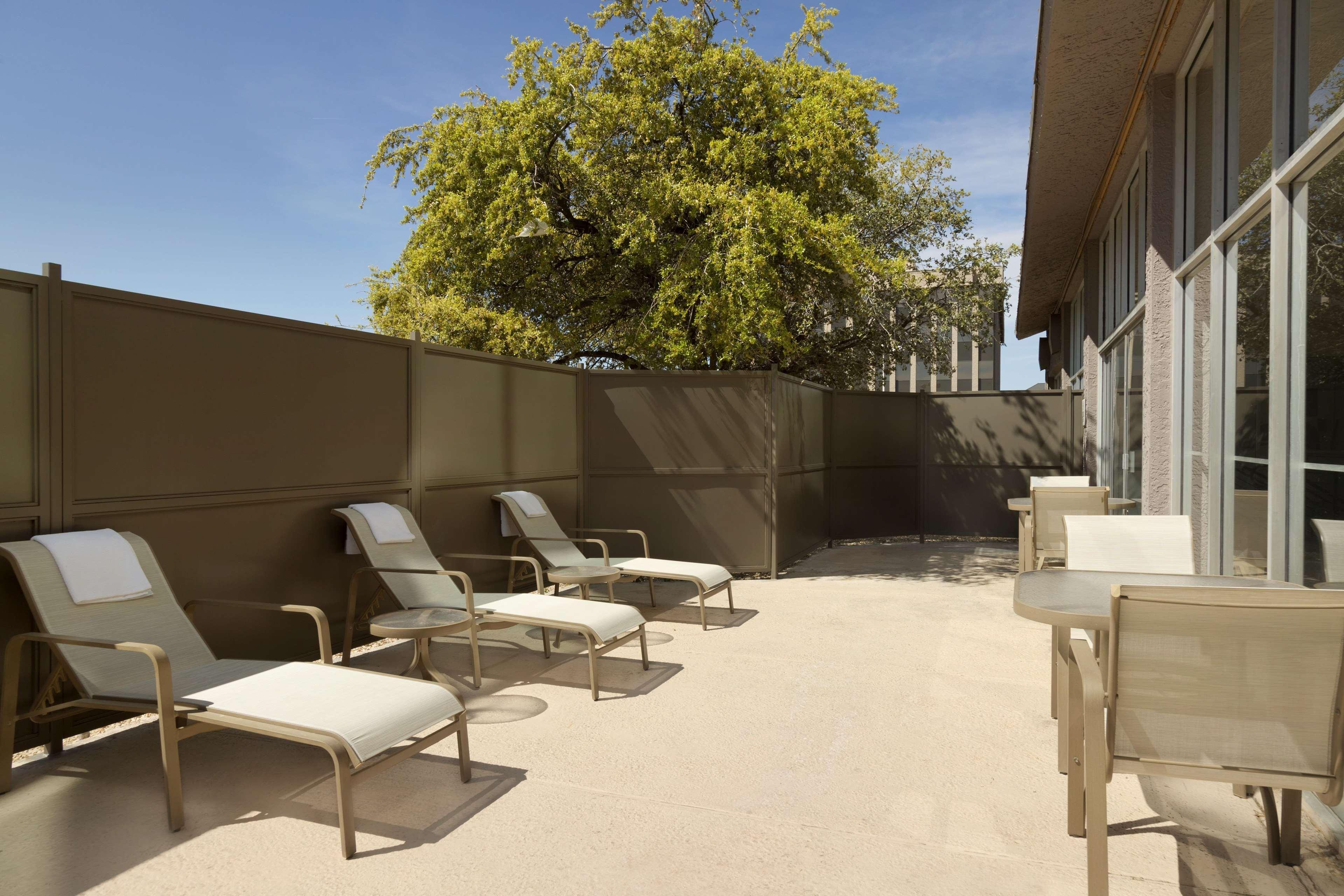 Embassy Suites By Hilton El Paso Exterior photo