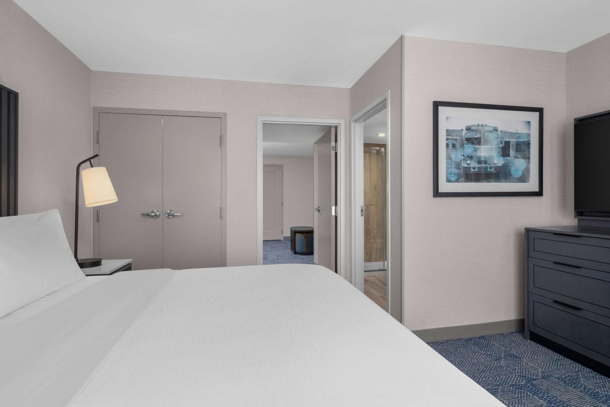 Embassy Suites By Hilton El Paso Exterior photo