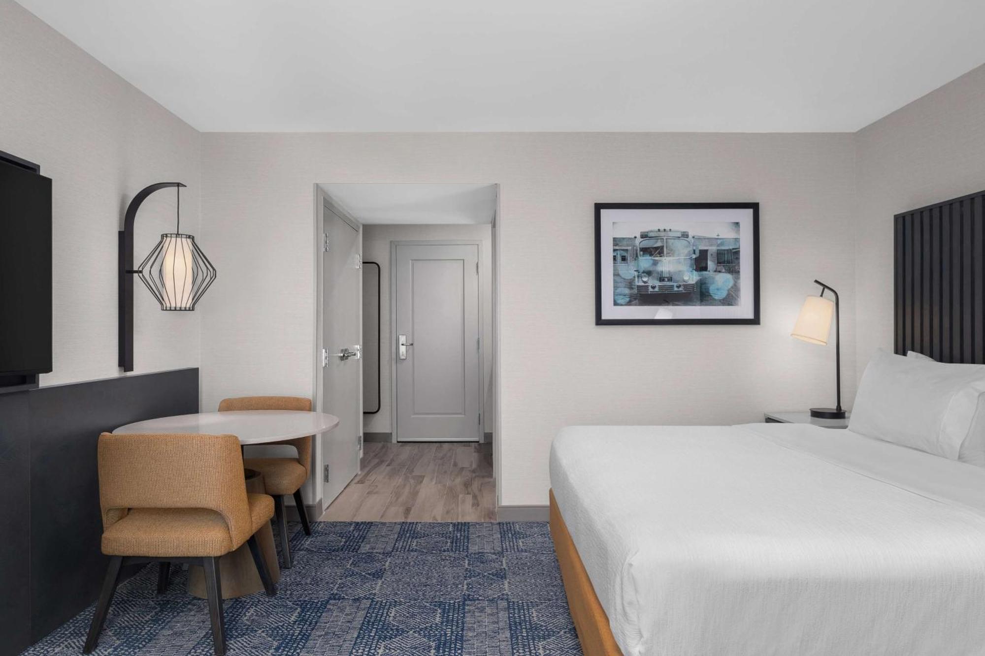 Embassy Suites By Hilton El Paso Exterior photo