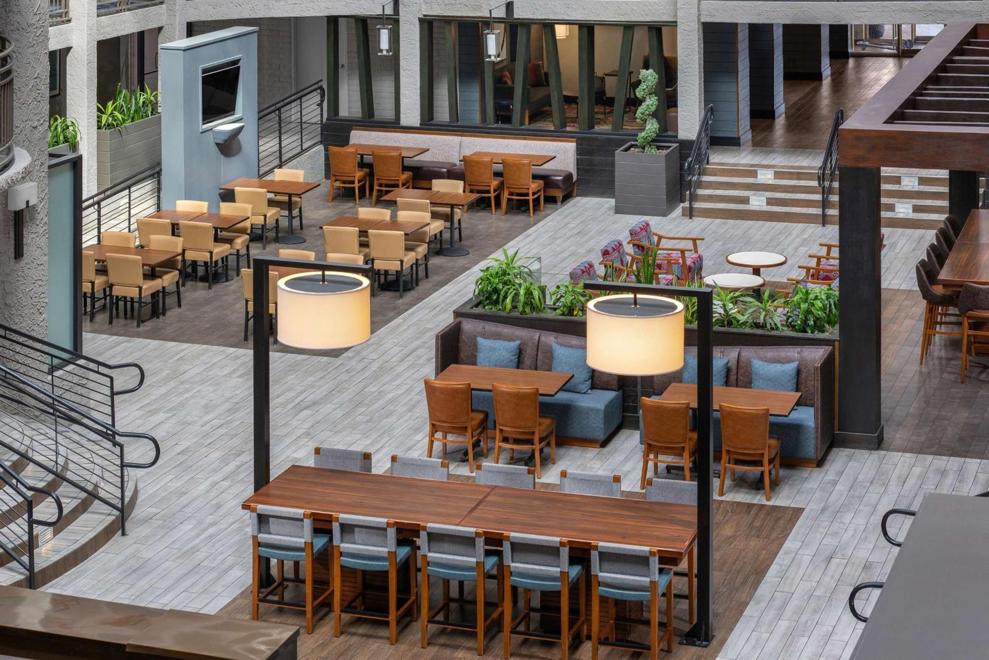 Embassy Suites By Hilton El Paso Exterior photo